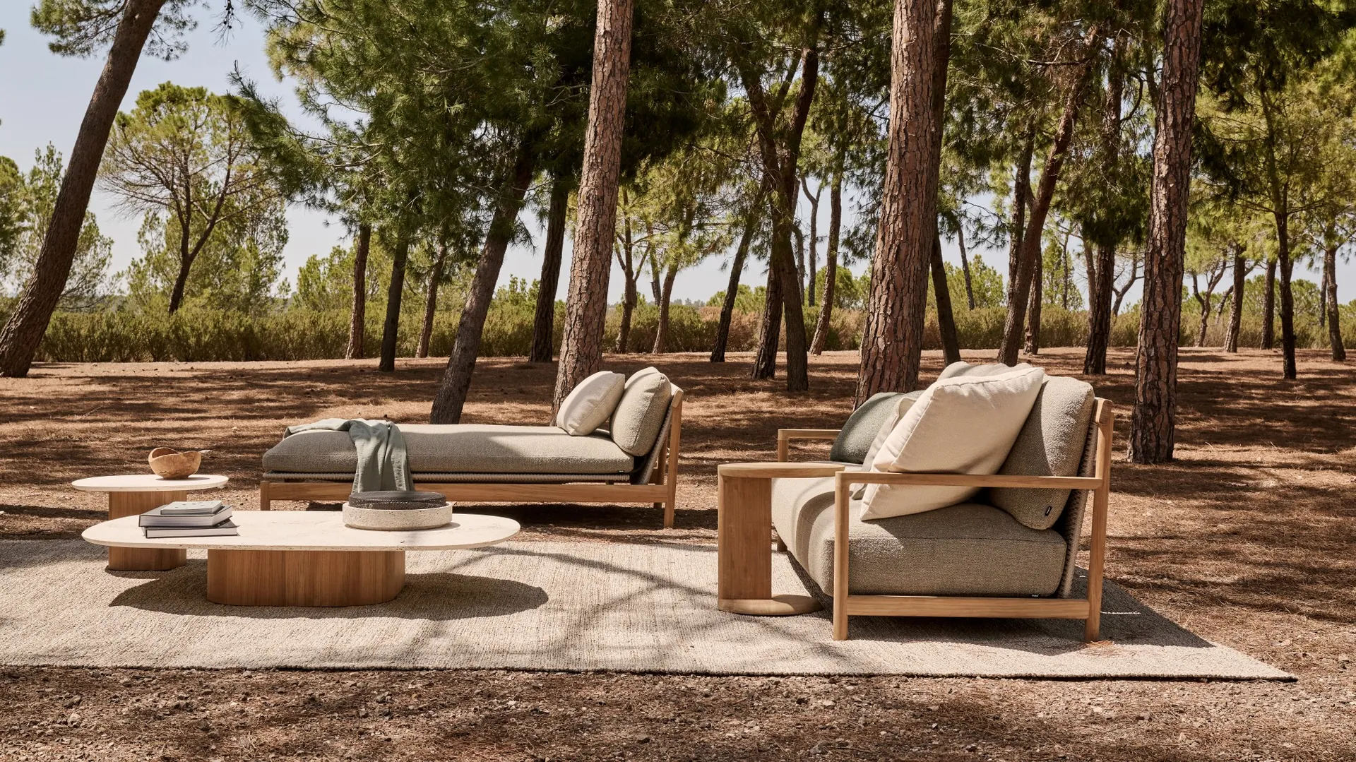 Amanu outdoor furniture by Tribù