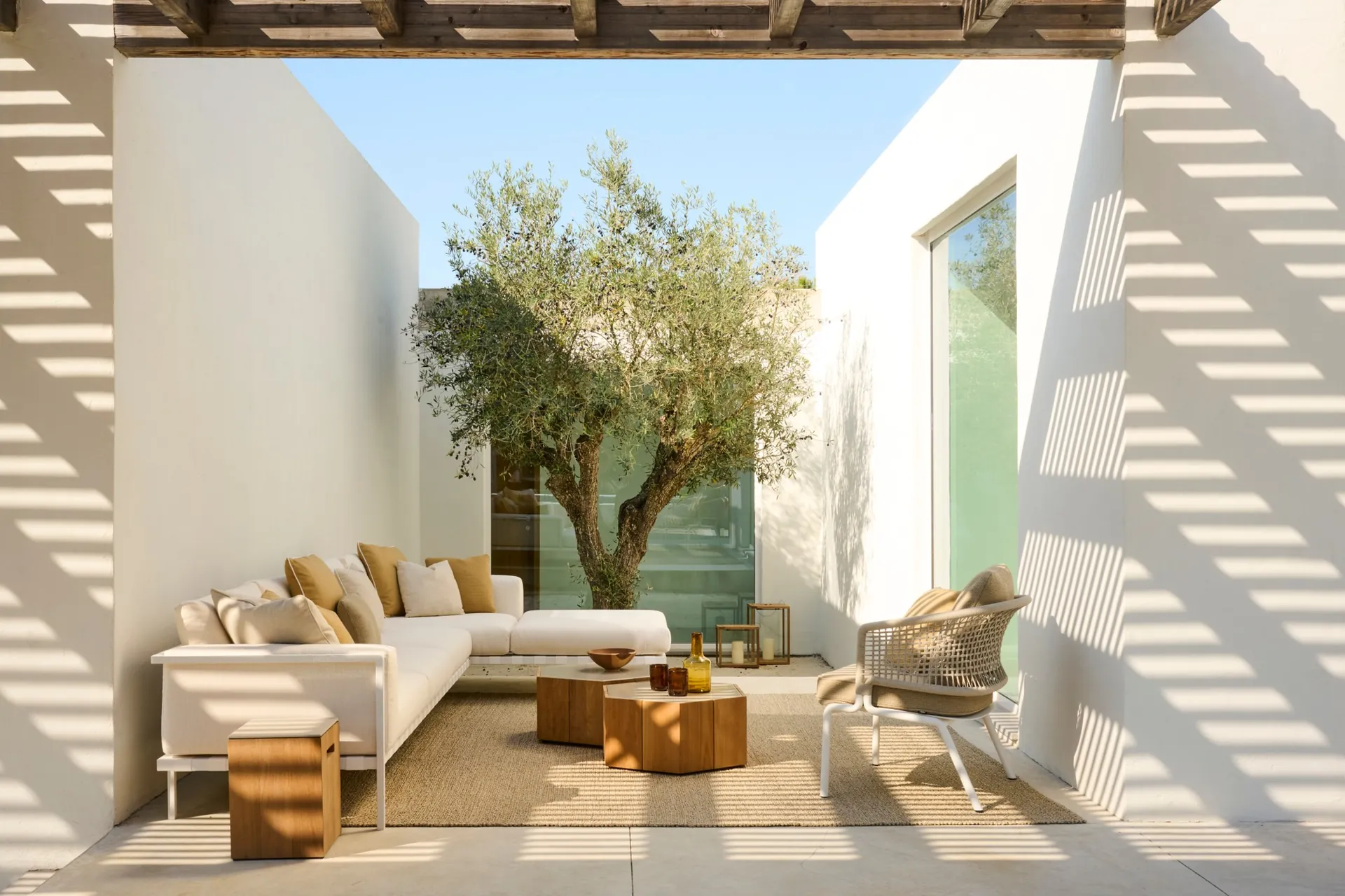 CTR outdoor furniture by Tribù