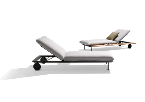 Lounger from the Tribù Senja collection