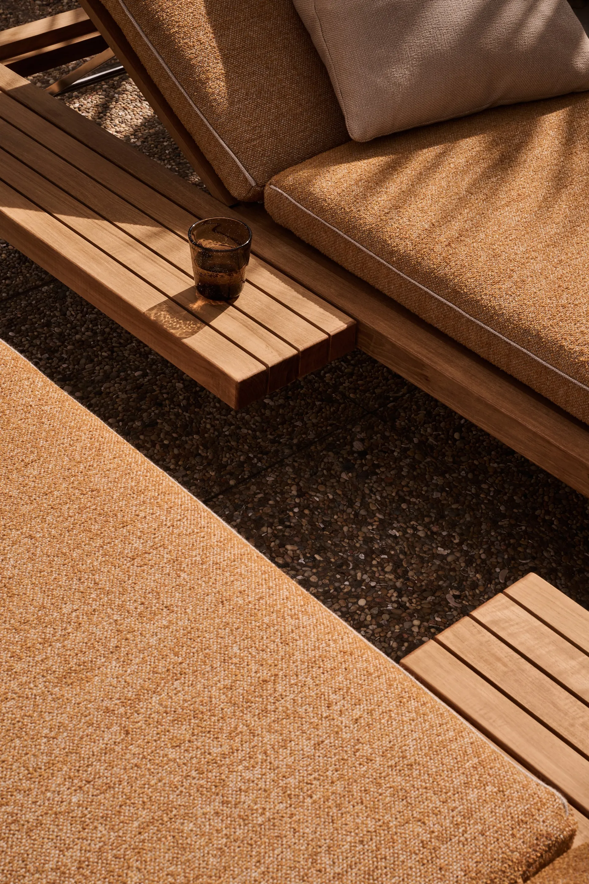 Vis à Vis outdoor furniture by Tribù